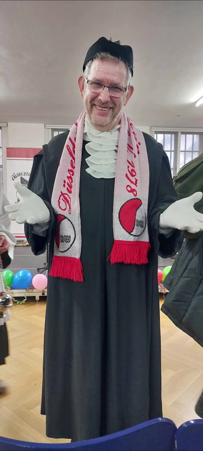 🖤🎭 Aschermittwoch in Düsseldorf – Hoppeditz-Beerdigung 2026 (ABG war dabei) 🔥